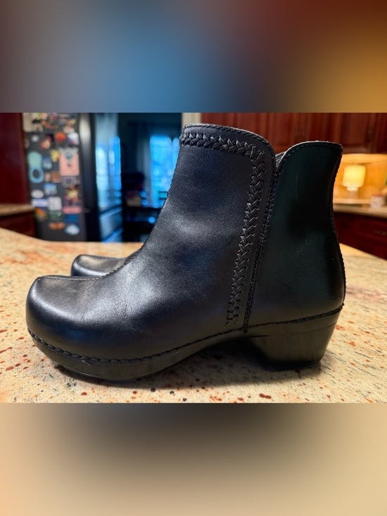 Dansko Shoes - DANSKO Scout Women's Size 38 US 7.5-8 Black Leather Ankle-Boots/Comfort Clogs